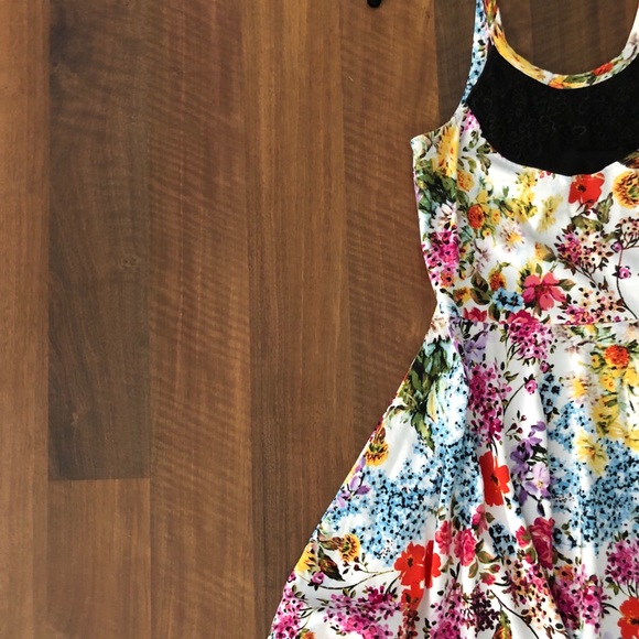 Flower Sun Dress - Picture 2 of 6